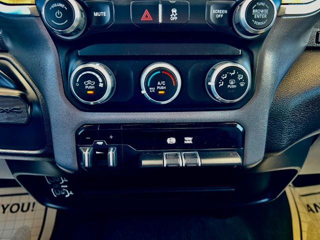 2023 RAM 3500 Big Horn Crew Cab SWB 4WD Houston TX
