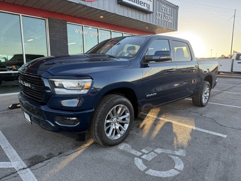 2023 Ram 1500 4x4 50k mi's
