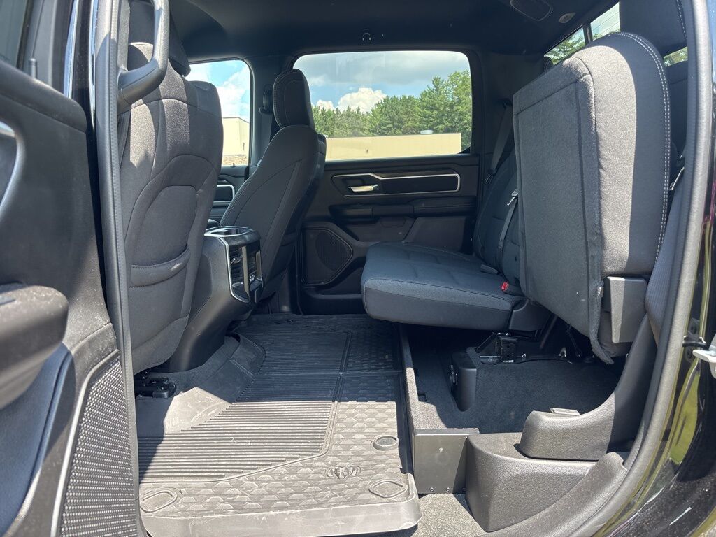 2023 Ram 1500 4x4 Crew Cab Big Horn Minocqua WI