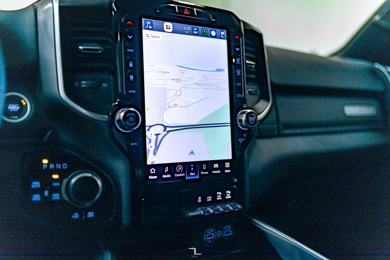 2023 Ram 1500 4x4 Crew Cab Big Horn Nav BCam Red Deer AB