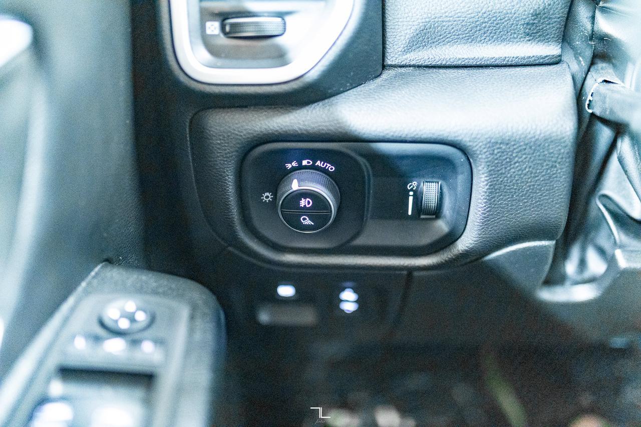 2023 Ram 1500 4x4 Crew Cab Big Horn Nav BCam Red Deer AB