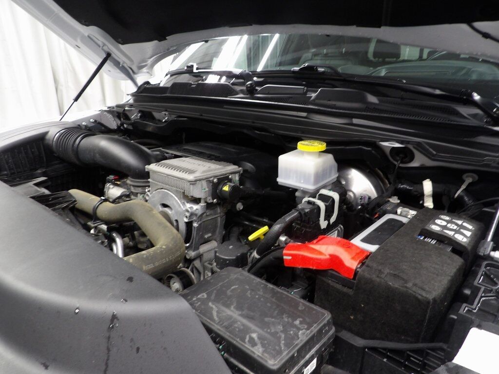 2023 Ram 1500 4x4 Crew Cab Limited Fond du Lac WI