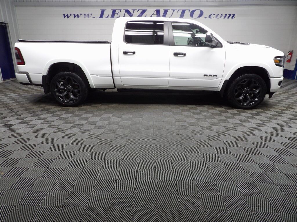 2023 Ram 1500 4x4 Crew Cab Limited Fond du Lac WI