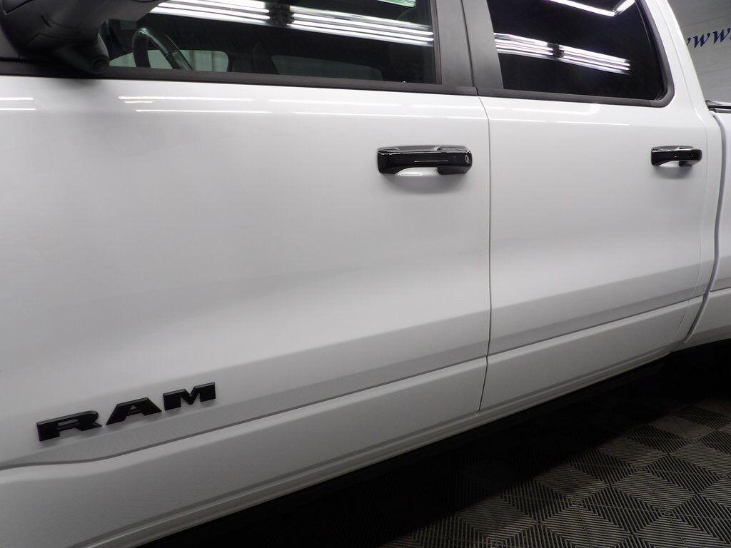 2023 Ram 1500 4x4 Crew Cab Limited Fond du Lac WI