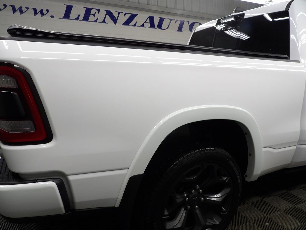 2023 Ram 1500 4x4 Crew Cab Limited Fond du Lac WI