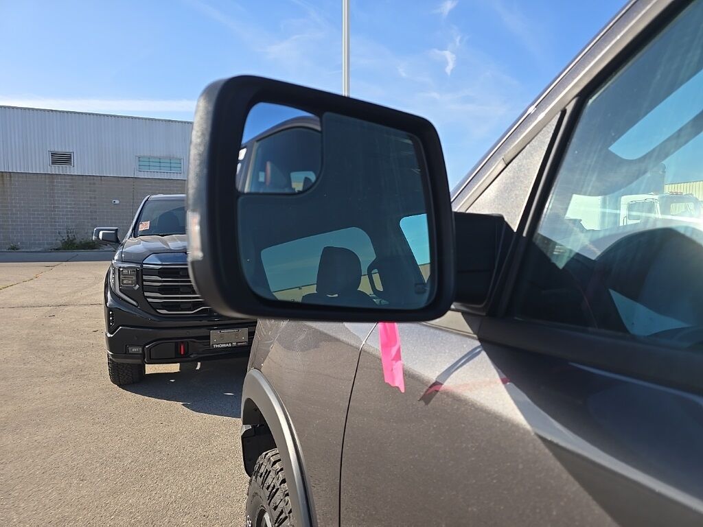 2023 Ram 1500 4x4 Crew Cab Rebel Minocqua WI