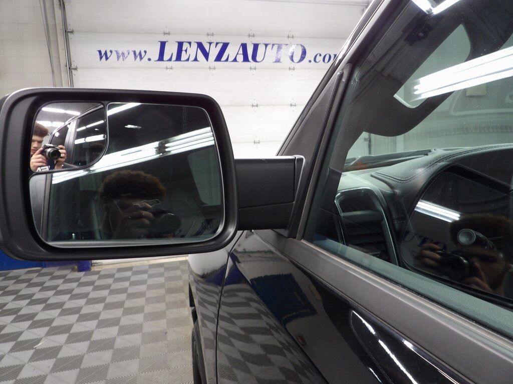2023 Ram 1500 4x4 Crew Cab Sport Fond du Lac WI