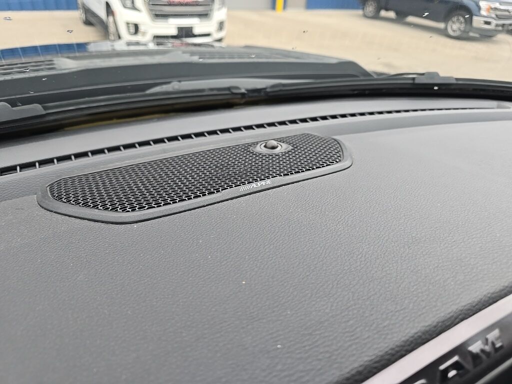2023 Ram 1500 4x4 Crew Cab Sport Fond du Lac WI
