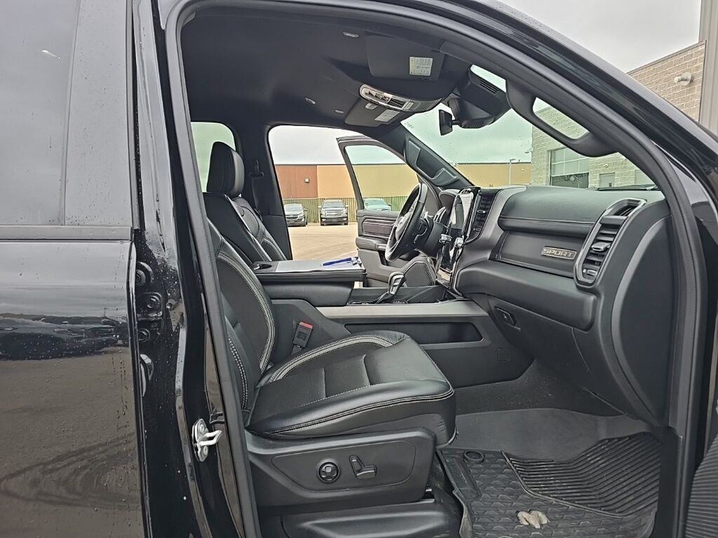 2023 Ram 1500 4x4 Crew Cab Sport Fond du Lac WI