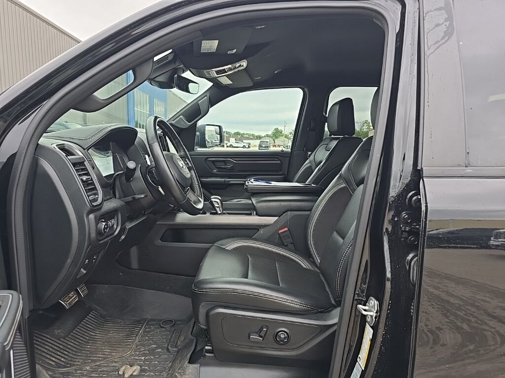 2023 Ram 1500 4x4 Crew Cab Sport Fond du Lac WI