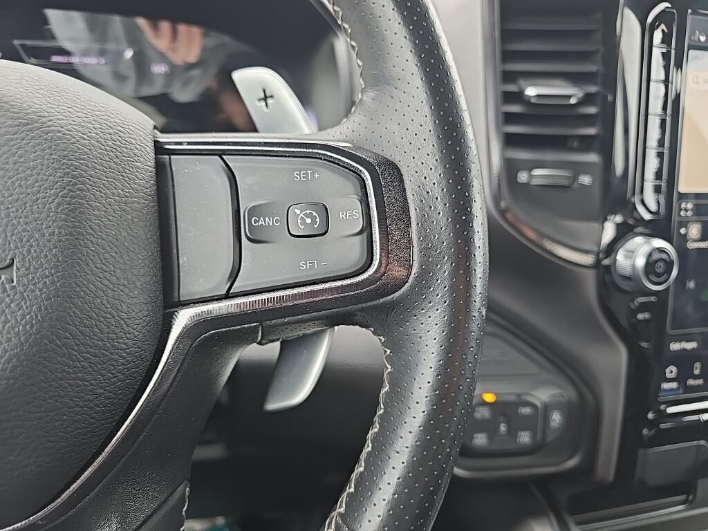 2023 Ram 1500 4x4 Crew Cab Sport Fond du Lac WI