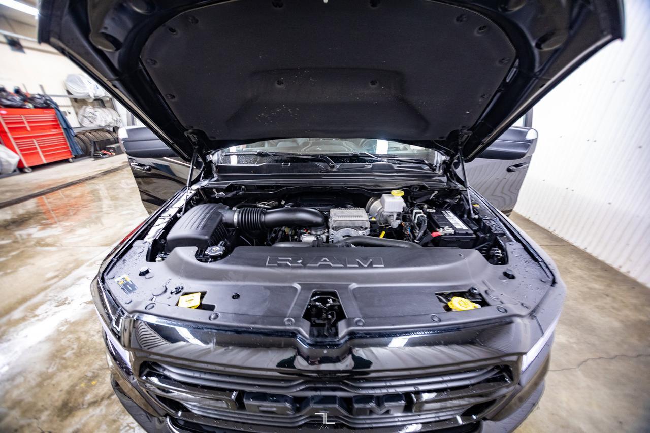 2023 Ram 1500 4x4 Crew Cab Sport Leather Roof Nav BCam Red Deer AB