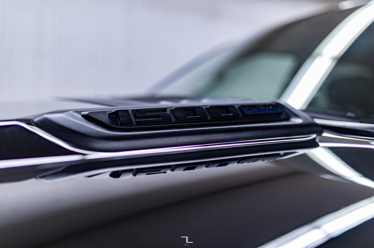 2023 Ram 1500 4x4 Crew Cab Sport Longbox Leather Roof Nav BCam Red Deer AB