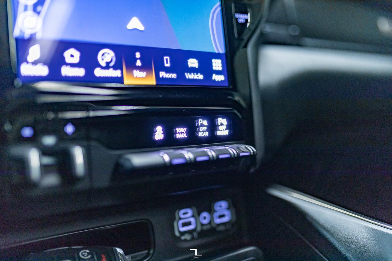 2023 Ram 1500 4x4 Crew Cab Sport Night Edition Leather Roof Nav Lift Red Deer AB