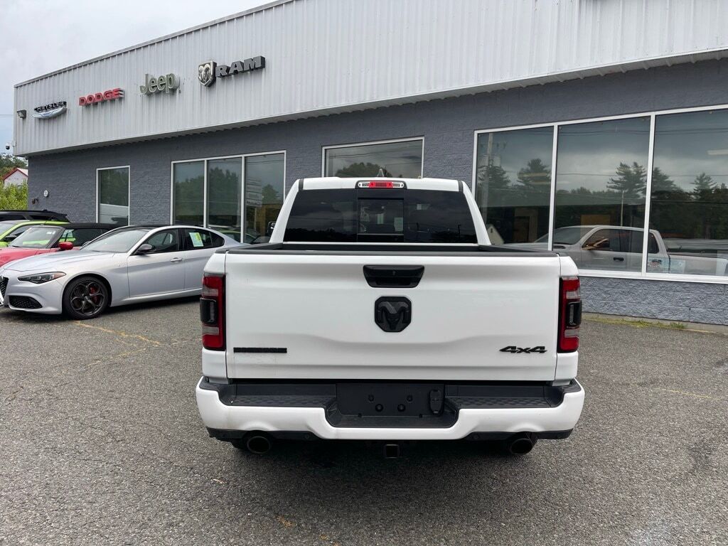 2023 Ram 1500 BIG HORN CREW CAB 4X4 5&#39;7 BOX Orange MA