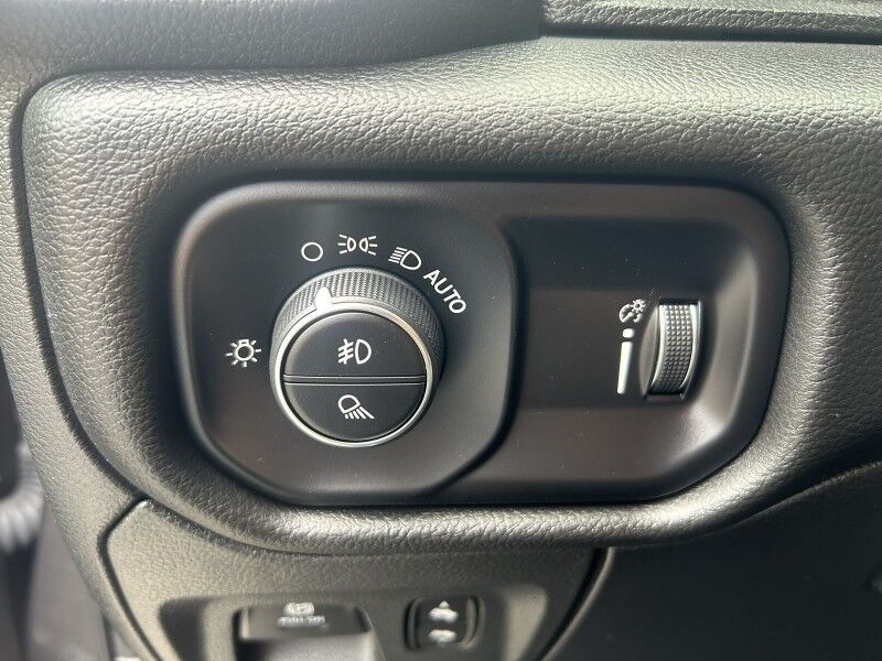 2023 Ram 1500 Big Horn - 1 OWNER - NIGHT EDITION Whitinsville MA