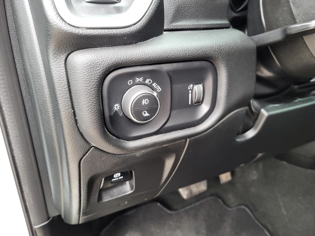 2023 Ram 1500 Big Horn 4x4 Crew Cab 5'7 Box Beeville TX