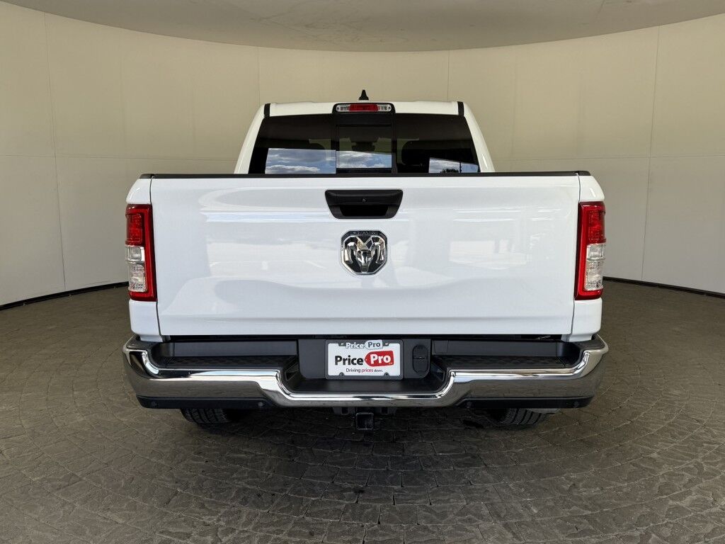 2023 Ram 1500 Big Horn 4x4 Crew Cab Maumee OH