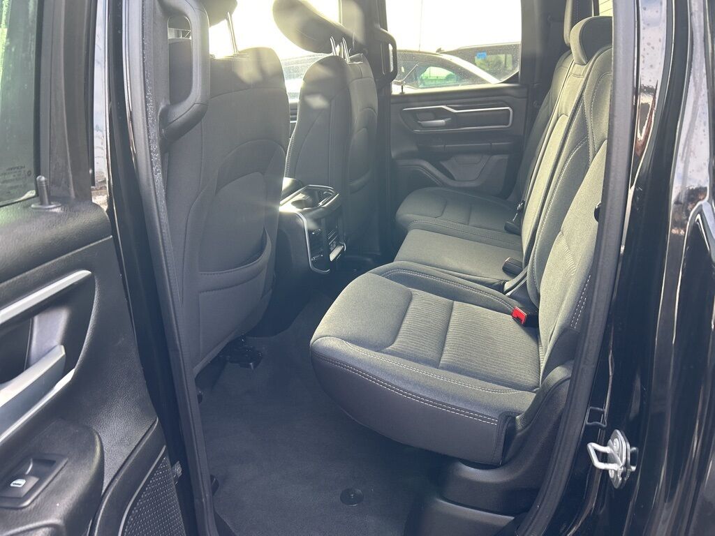 2023 Ram 1500 Big Horn/Lone Star Akron