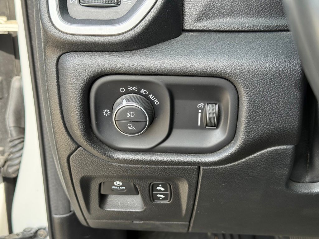 2023 Ram 1500 Big Horn/Lone Star Crestwood KY