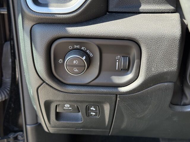 2023 Ram 1500 Big Horn/Lone Star Crestwood KY