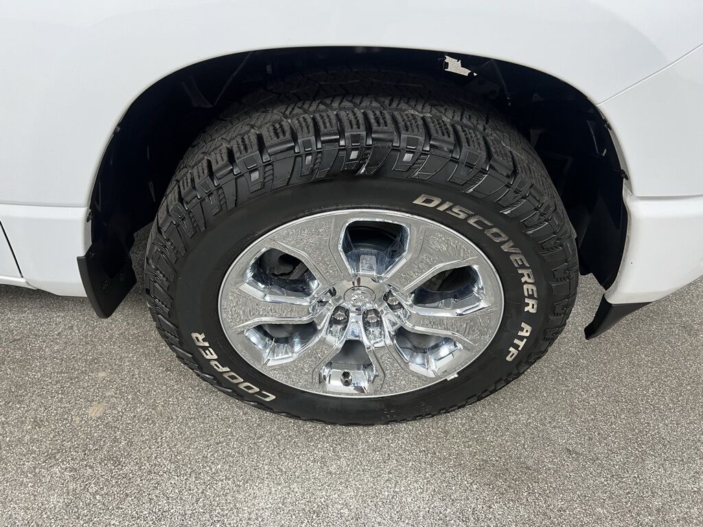 2023 Ram 1500 Big Horn/Lone Star Loveland CO