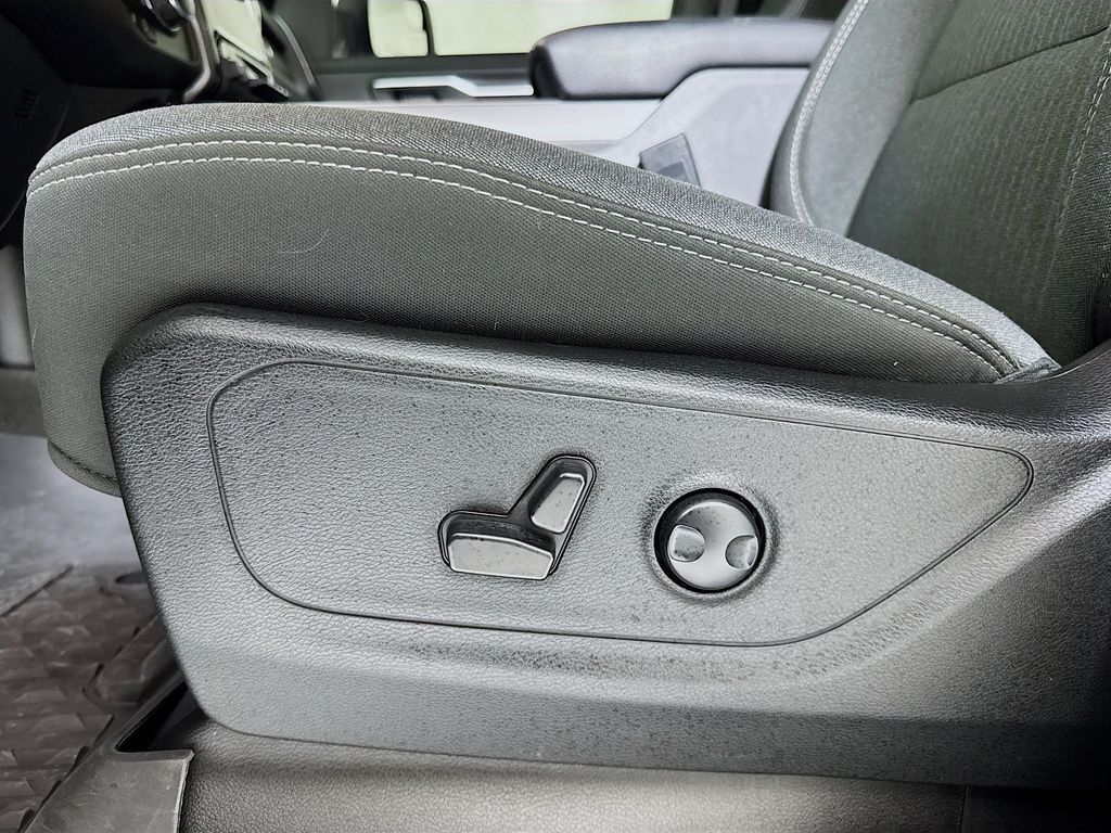 2023 Ram 1500 Big Horn/Lone Star Kennewick WA