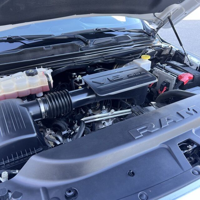 2023 Ram 1500 Big Horn/Lone Star Herrin IL