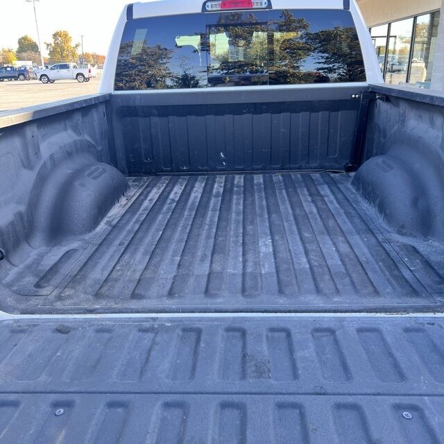 2023 Ram 1500 Big Horn/Lone Star Herrin IL