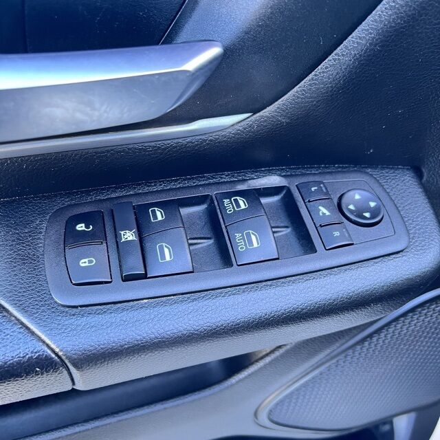 2023 Ram 1500 Big Horn/Lone Star Herrin IL