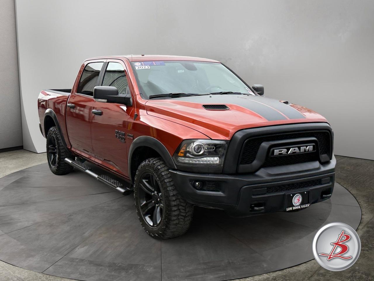 2023 Ram 1500 CLASSIC Crew Cab 4x4 Warlock Hemi