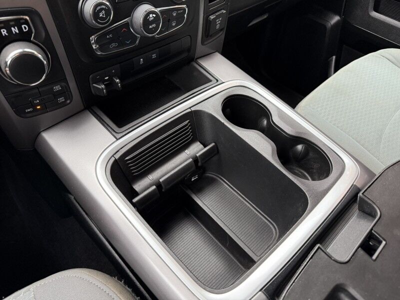2023 Ram 1500 Classic 4x4 8k mi's SLT Collinsville OK