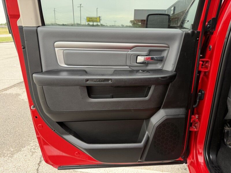 2023 Ram 1500 Classic 4x4 8k mi's SLT Collinsville OK