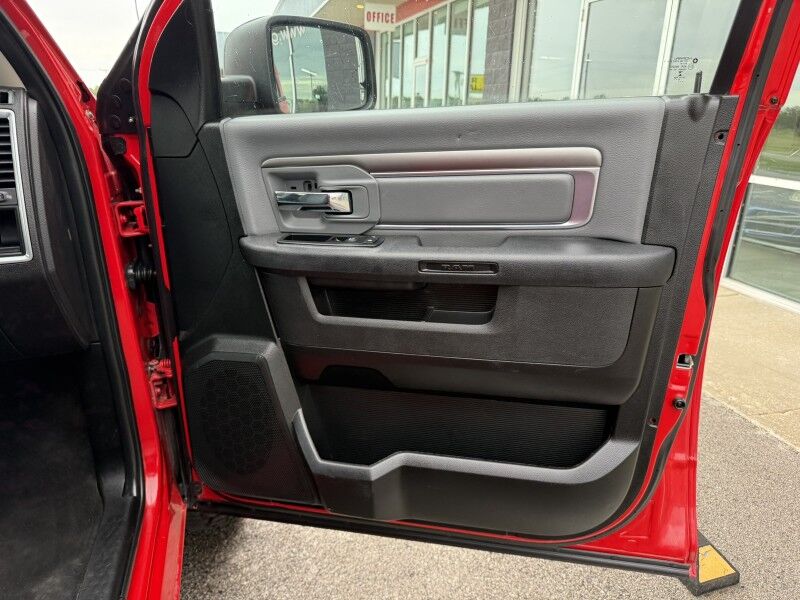 2023 Ram 1500 Classic 4x4 8k mi's SLT Collinsville OK