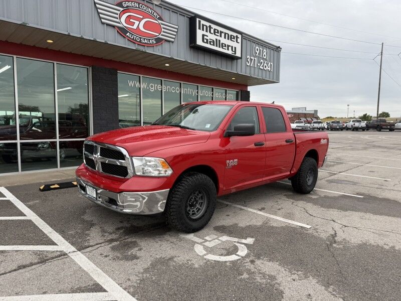 2023 Ram 1500 Classic 4x4 8k mi's SLT Collinsville OK