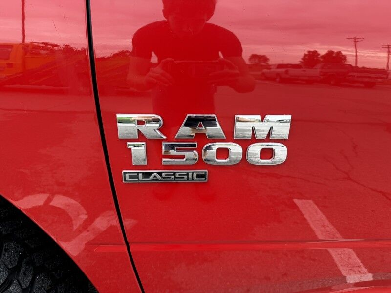 2023 Ram 1500 Classic 4x4 8k mi's SLT Collinsville OK