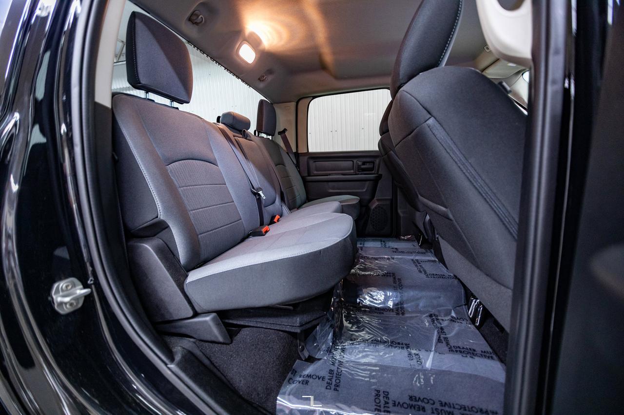 2023 Ram 1500 Classic 4x4 Crew Cab Express BCam Red Deer AB