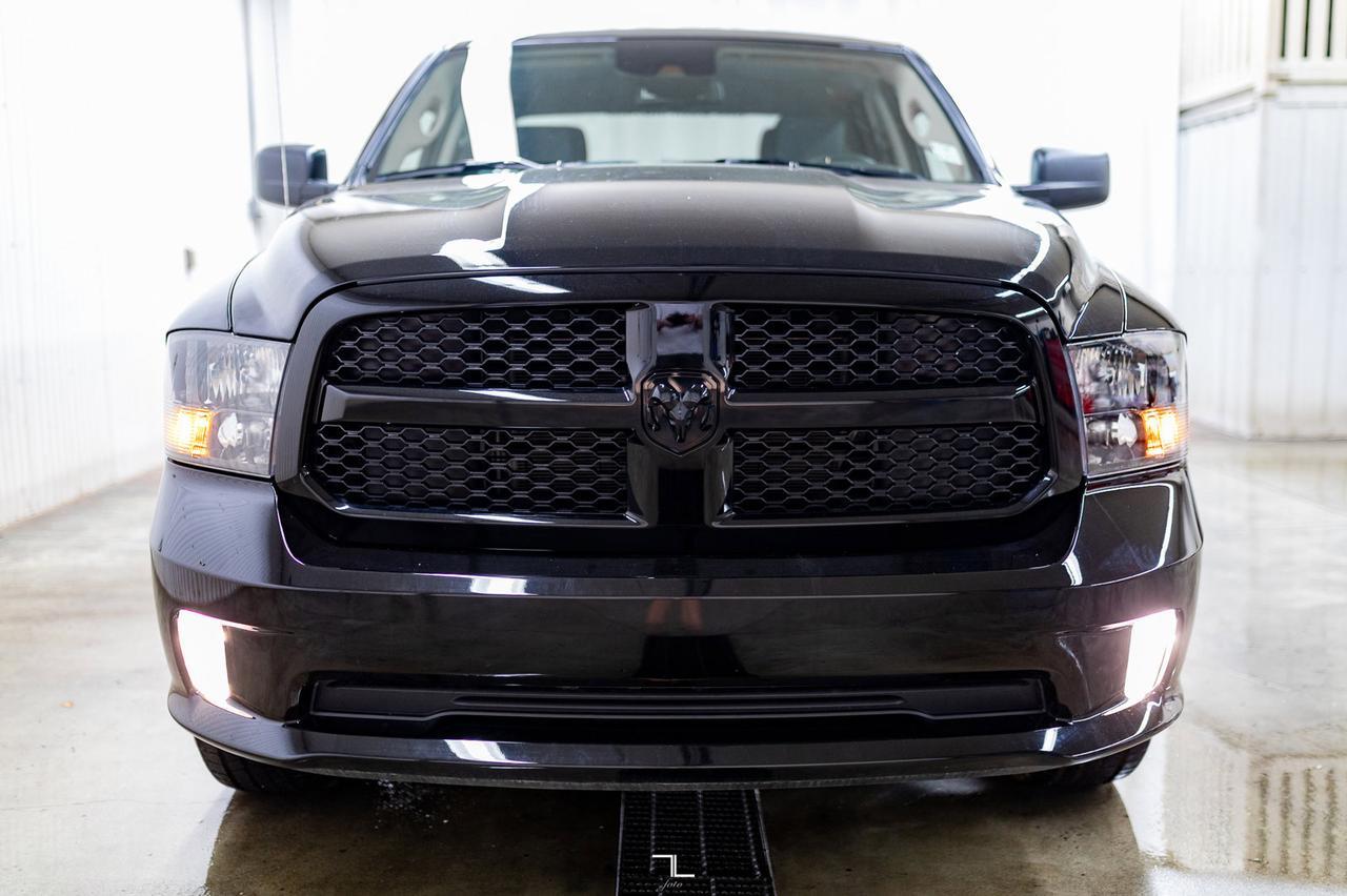 2023 Ram 1500 Classic 4x4 Crew Cab Express BCam Red Deer AB