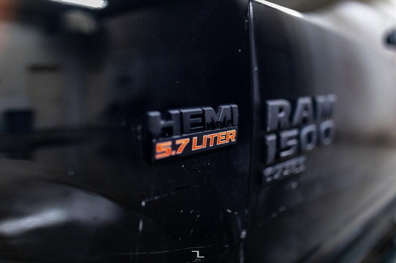 2023 Ram 1500 Classic 4x4 Crew Cab Express BCam Red Deer AB