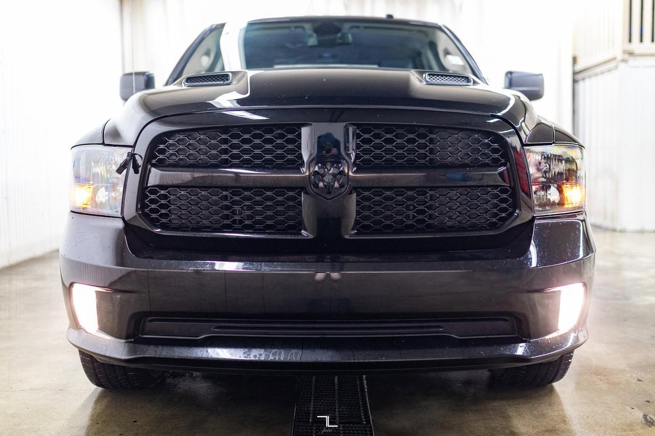 2023 Ram 1500 Classic 4x4 Crew Cab Express BCam Red Deer AB