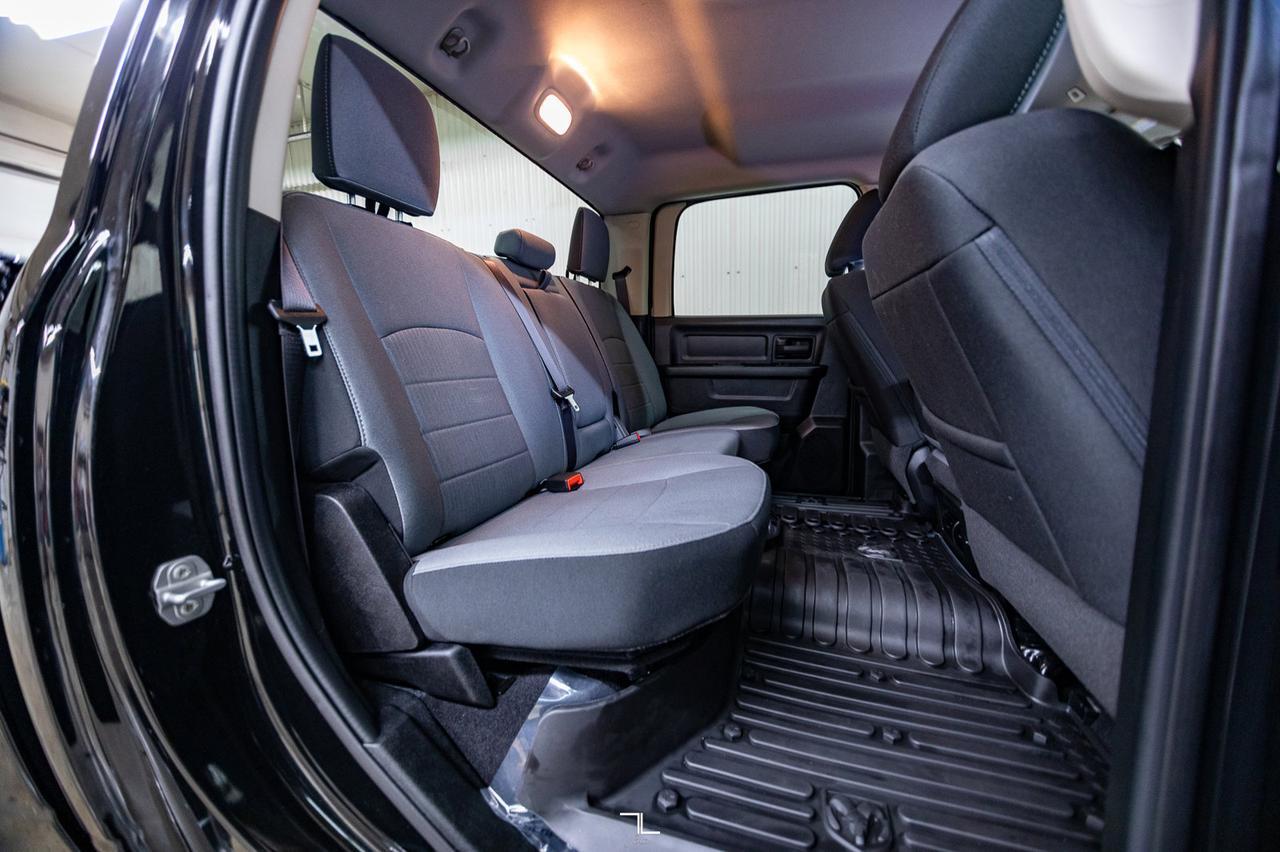 2023 Ram 1500 Classic 4x4 Crew Cab Express BCam Red Deer AB