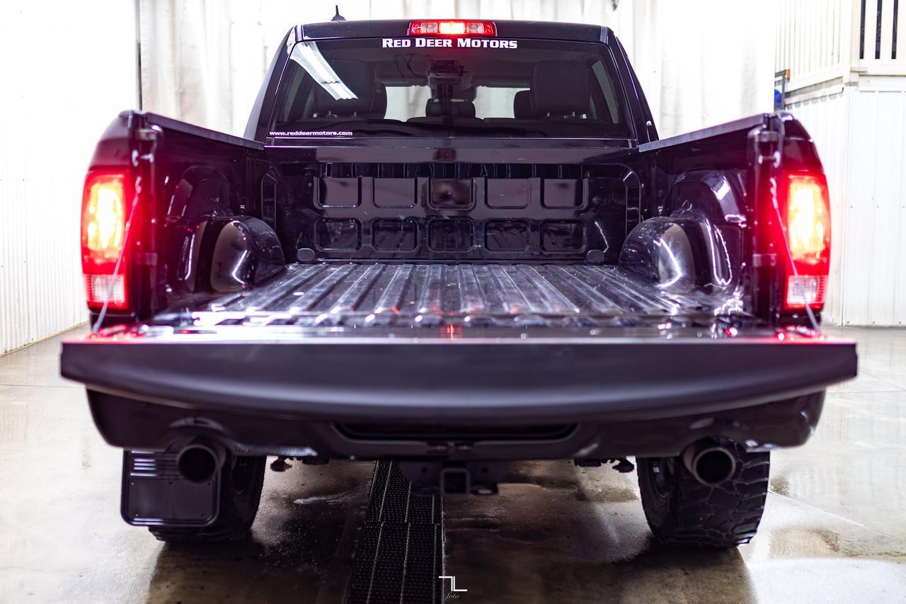 2023 Ram 1500 Classic 4x4 Crew Cab Express Leather BCam Red Deer AB