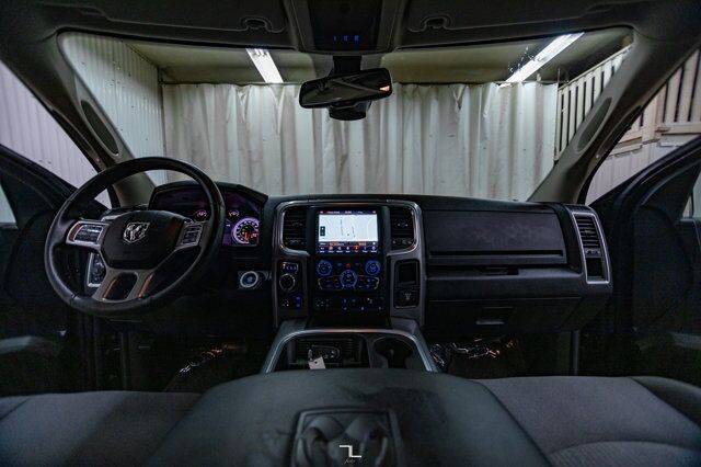 2023 Ram 1500 Classic 4x4 Crew Cab SLT Nav BCam Red Deer AB