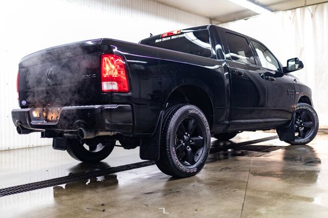 2023 Ram 1500 Classic 4x4 Crew Cab SLT Nav BCam Red Deer AB