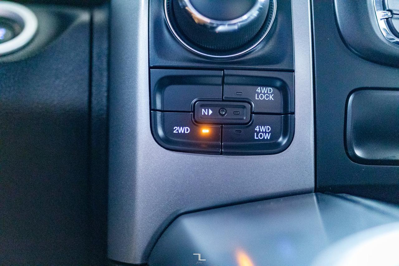 2023 Ram 1500 Classic 4x4 Crew Cab SLT Nav BCam Red Deer AB