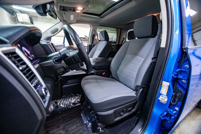 2023 Ram 1500 Classic 4x4 Crew Cab SLT Nav Roof BCam Red Deer AB