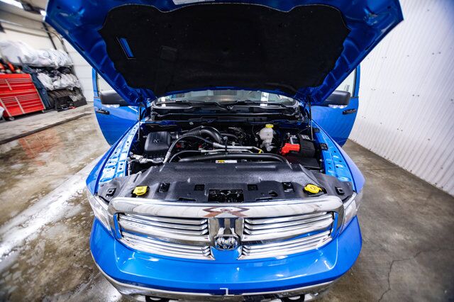 2023 Ram 1500 Classic 4x4 Crew Cab SLT Nav Roof BCam Red Deer AB