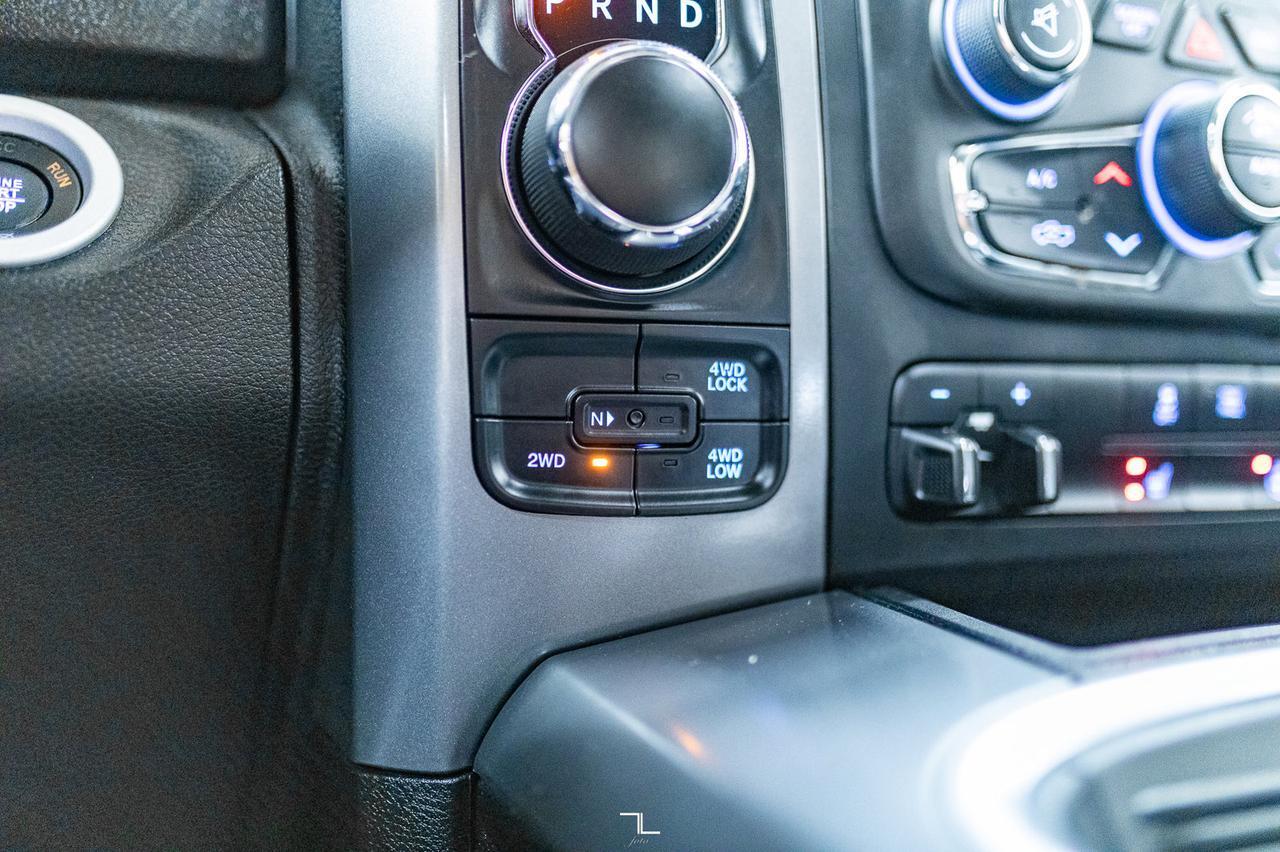 2023 Ram 1500 Classic 4x4 Crew Cab SLT Nav Roof BCam Red Deer AB