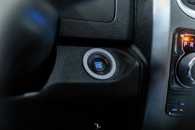 2023 Ram 1500 Classic 4x4 Crew Cab SLT Nav Roof BCam Red Deer AB