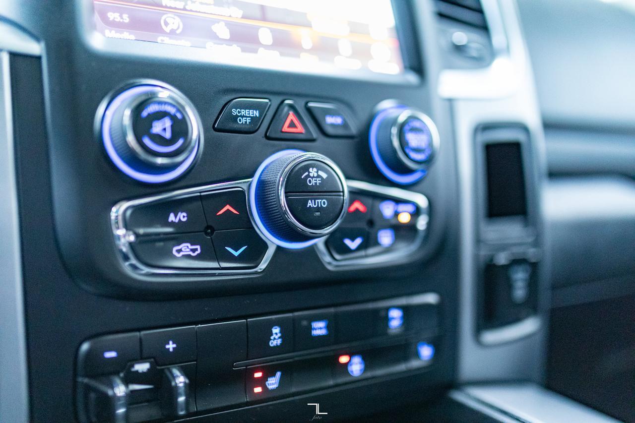 2023 Ram 1500 Classic 4x4 Crew Cab SLT Nav Roof BCam Red Deer AB